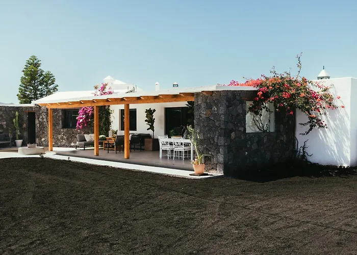 Villa Encantadora Villa En El Corazon De Lanzarote *